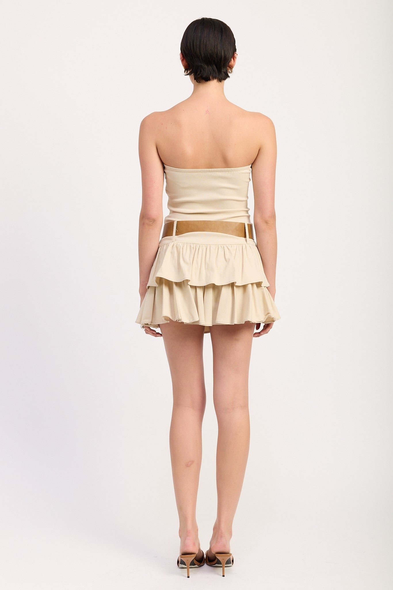 STRAPLESS TIERED MINI DRESS WITH BELT
