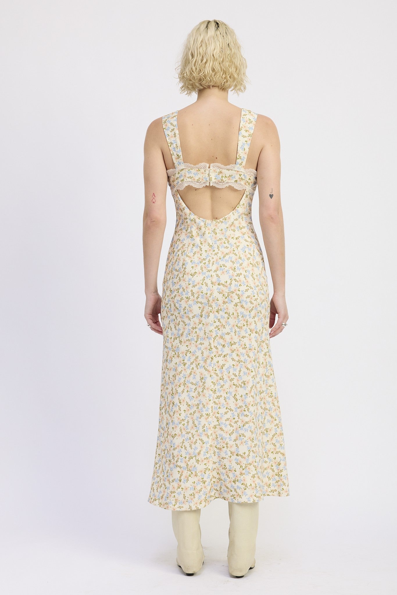 DITSY PRINT MIDI DRESS WITH CUTOUT AND LACE TRIM