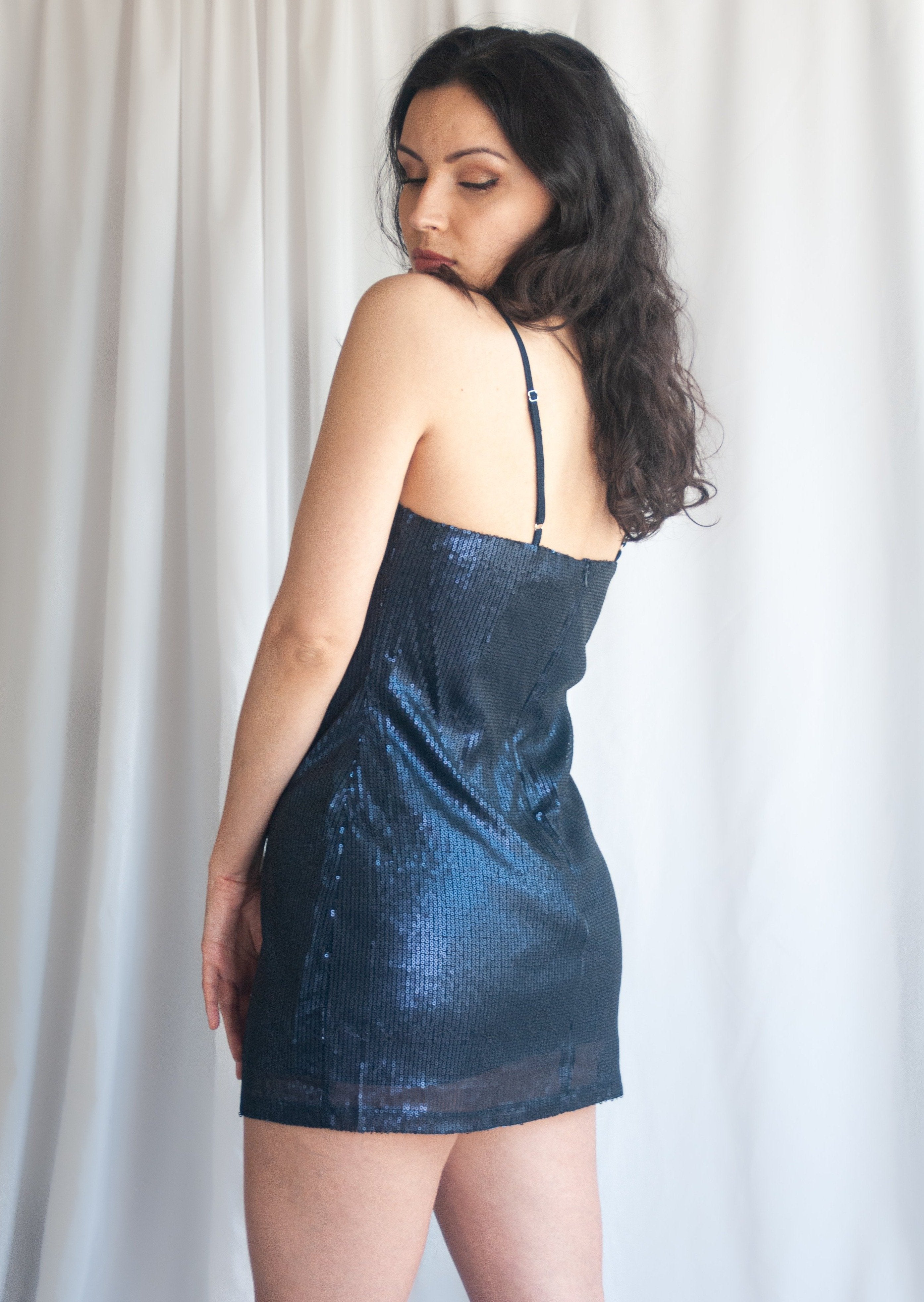 V-line sequence dark blue mini dress