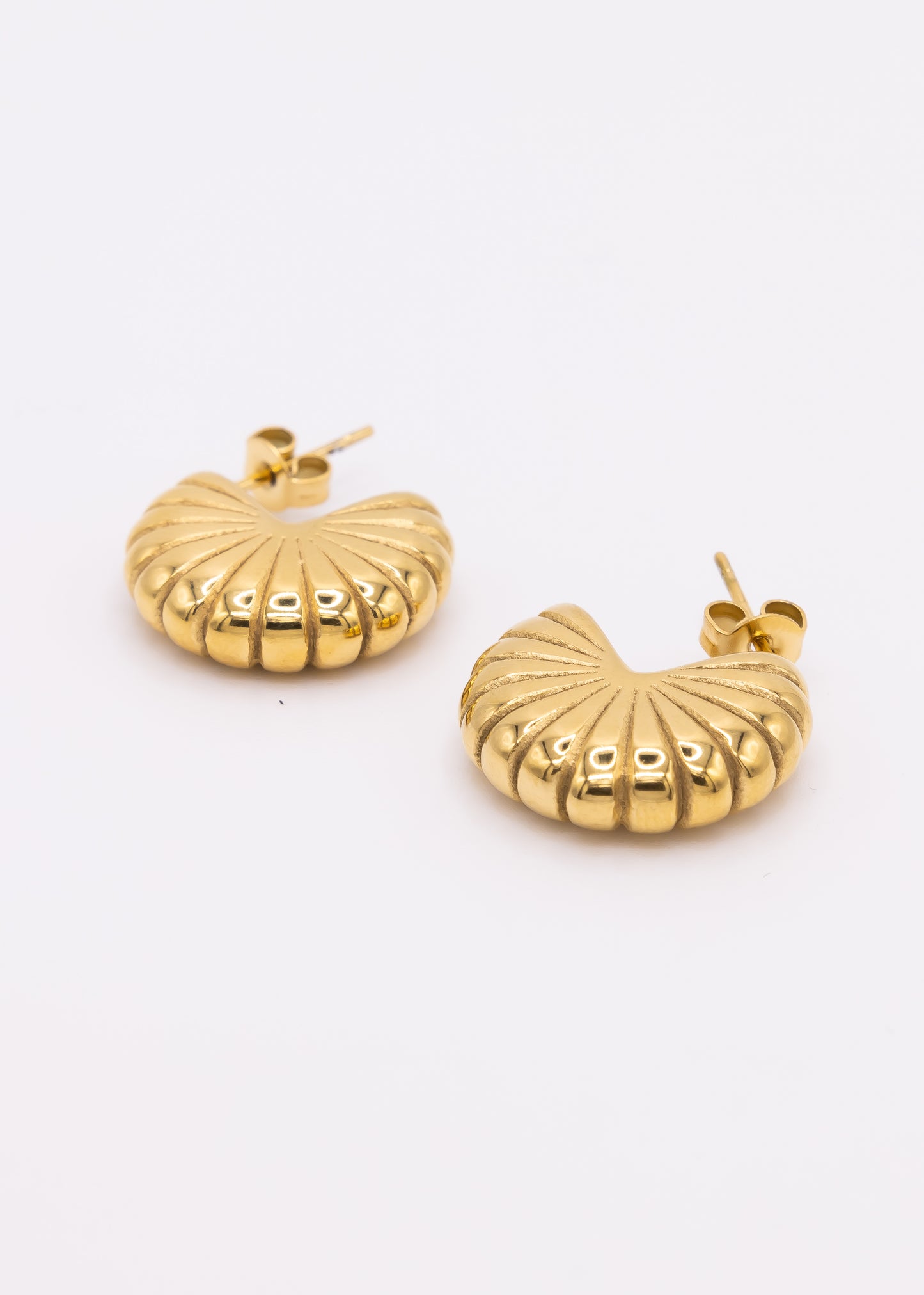 Stainless Steel Snail Conch Charm Chunky Stud Earring