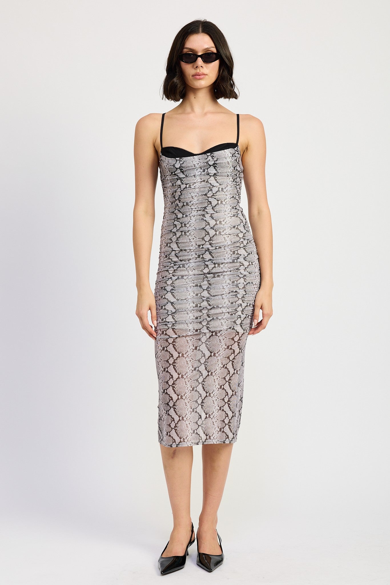 RUCHED BODYCON MIDI DRESS