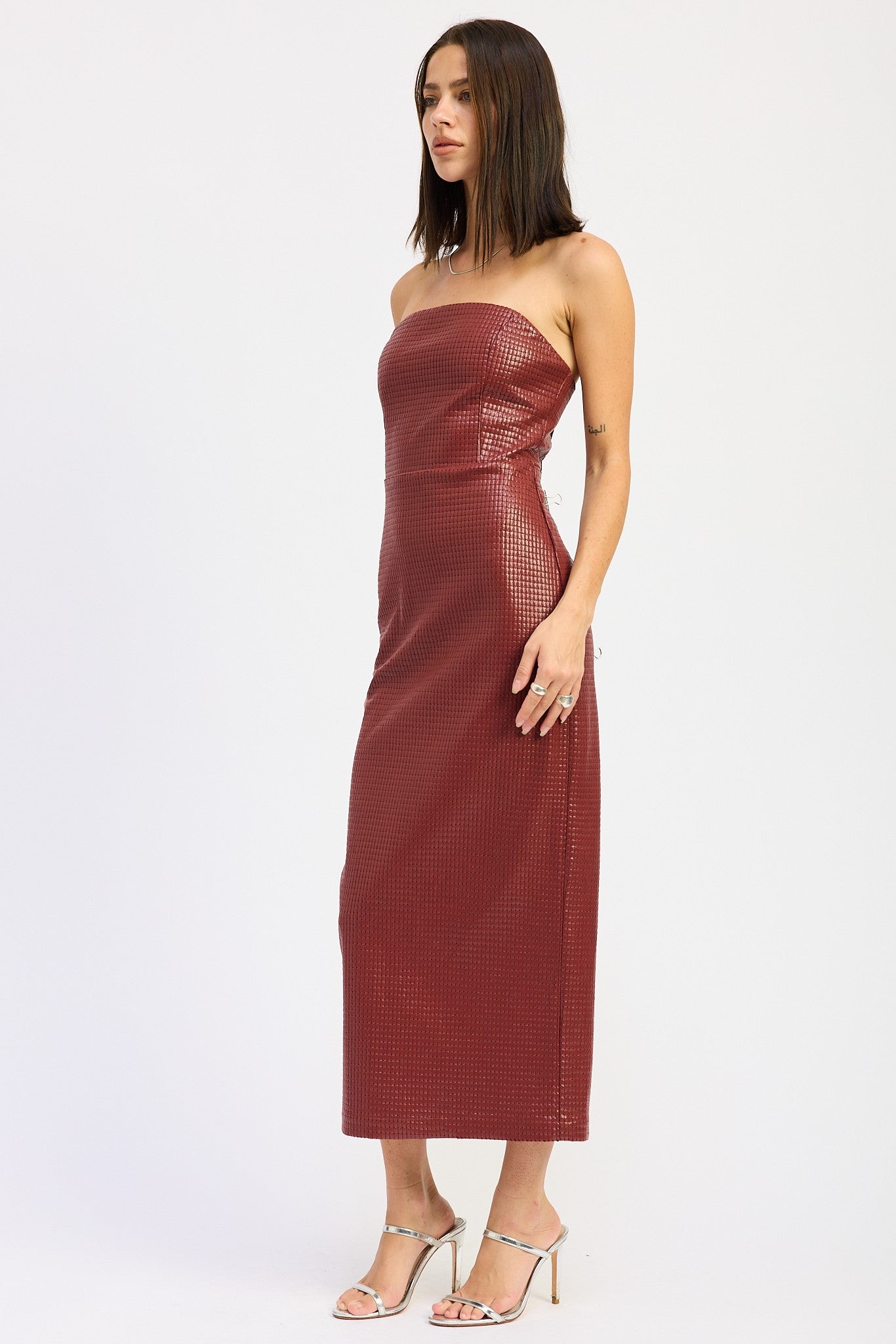 CHINTZ TEXTURED TUBE MIDI DRESS